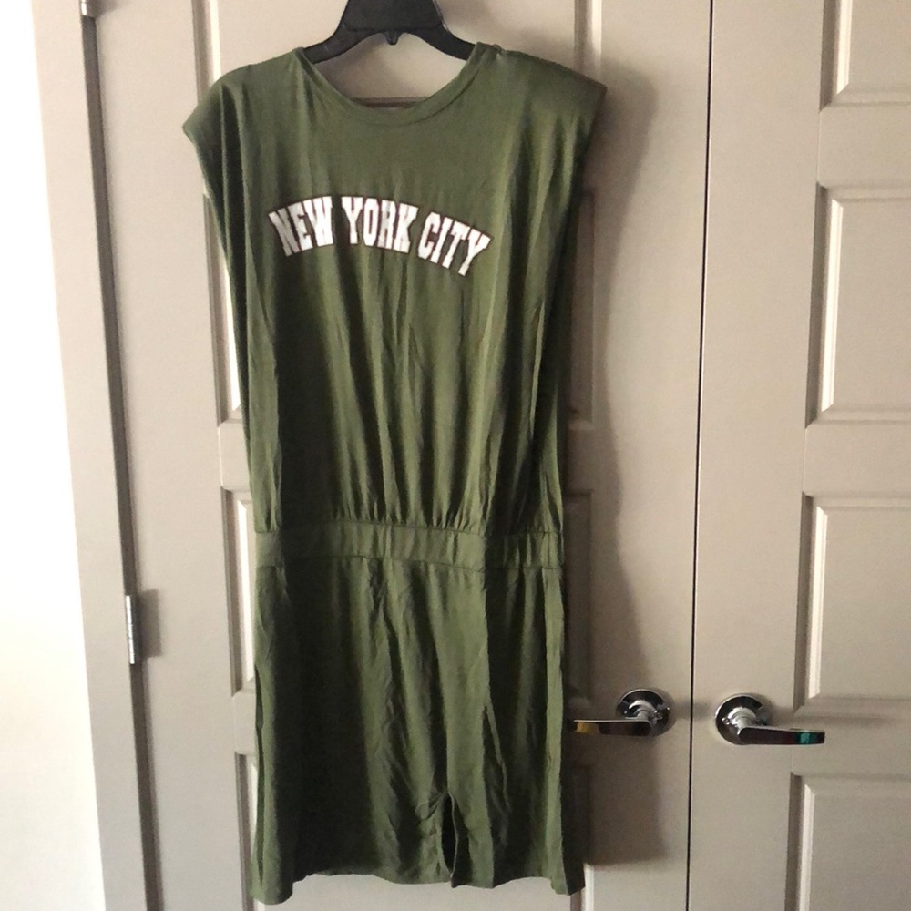 NYC logo cap sleeve mini dress